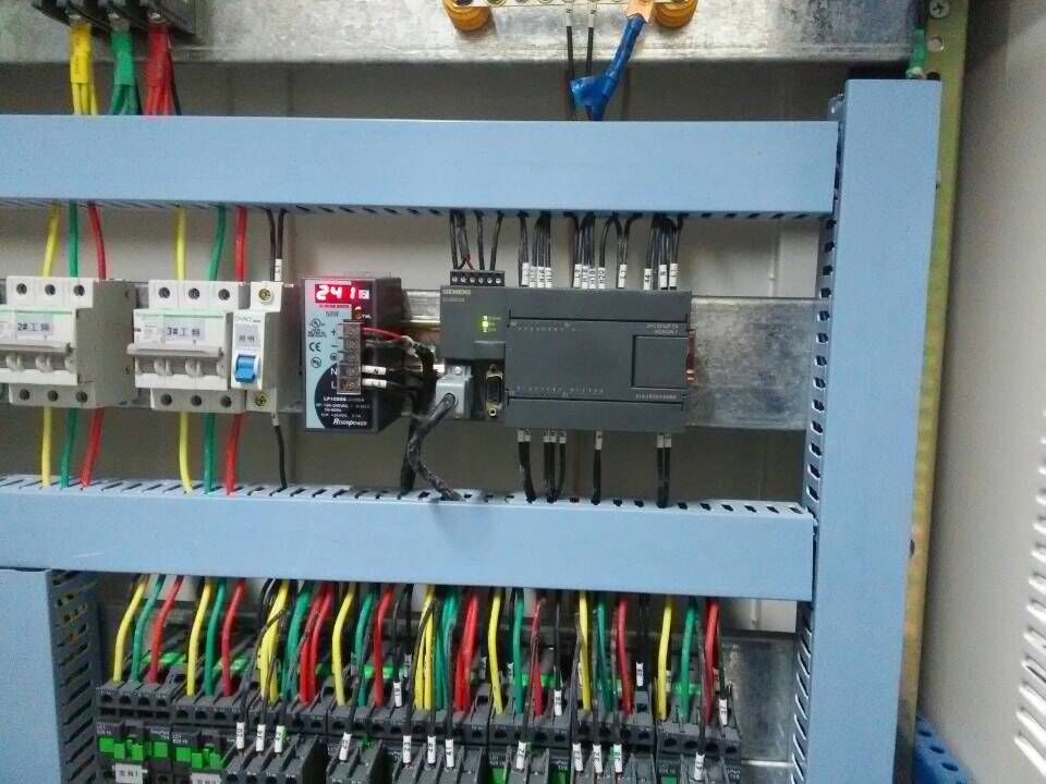 無(wú)負(fù)壓供水設(shè)備的電路是如何設(shè)計(jì)的?